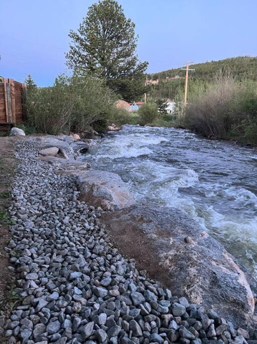 Thorpe On The Water. Creekside Nederland Cabin. ภายนอก รูปภาพ